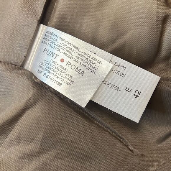 Punt Roma brown quilted jacket with fur trim - Picture 11 of 11